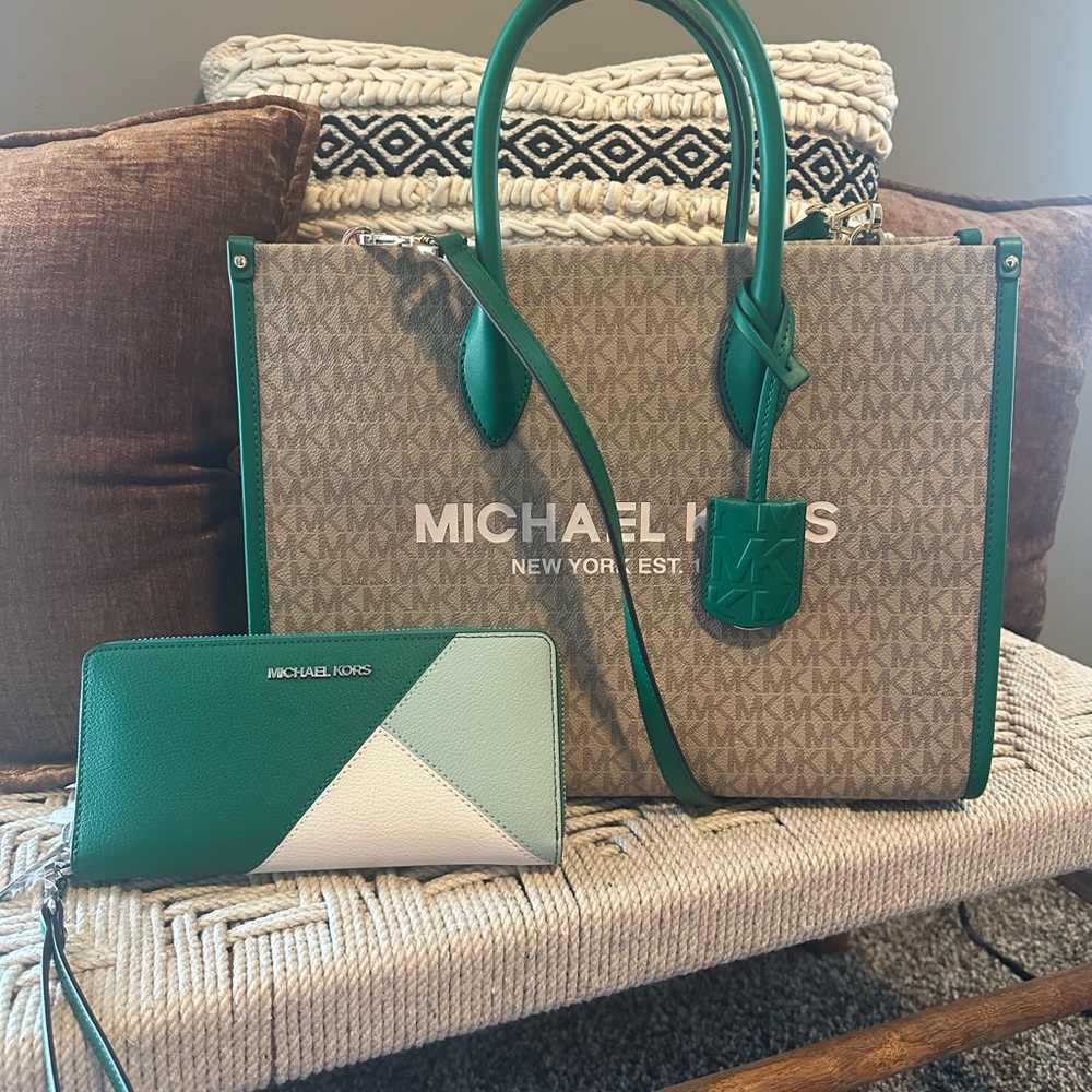 Michael Kors Medium Mirella Palmetto Green